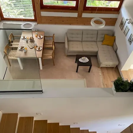 Klinar - Attractive New Two-story Apartment Bled