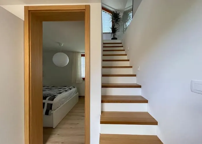 Διαμέρισμα Klinar - Attractive New Two-story Μπλεντ