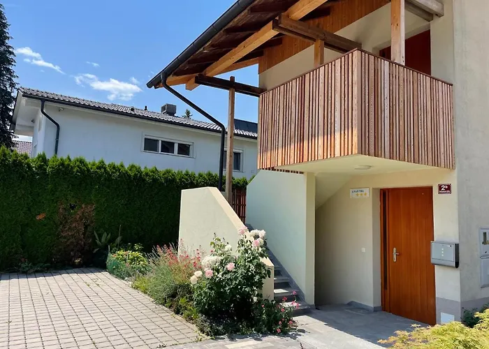 Klinar - Attractive New Two-story Διαμέρισμα Μπλεντ